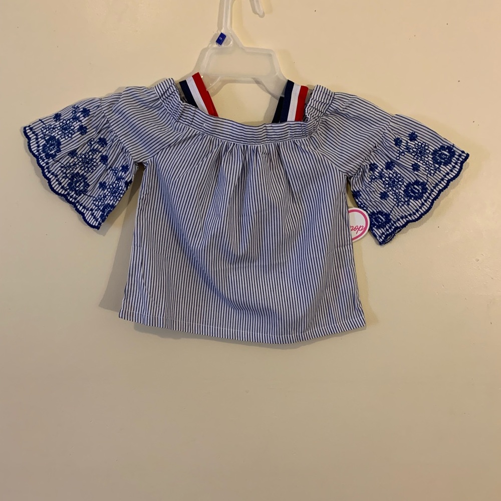 Off the shoulders size 3 or 4, little girls top, Blue and white.